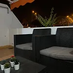La Casita De La Piscina شقة