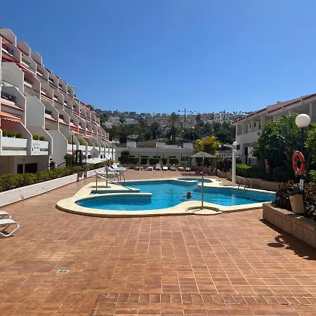 La Casita De La Piscina אדחה