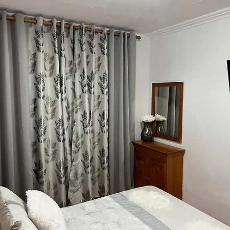 La Casita De La Piscina דירה אדחה