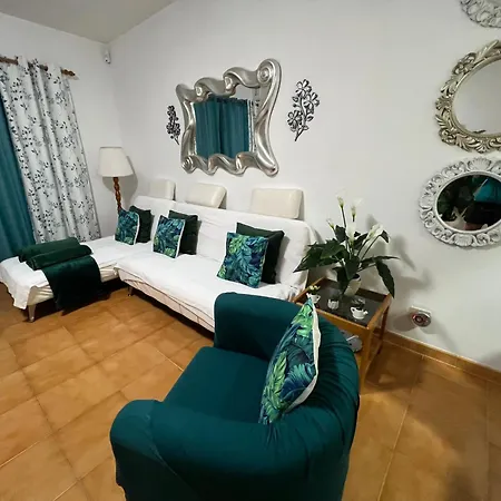 La Casita De La Piscina أذيخي