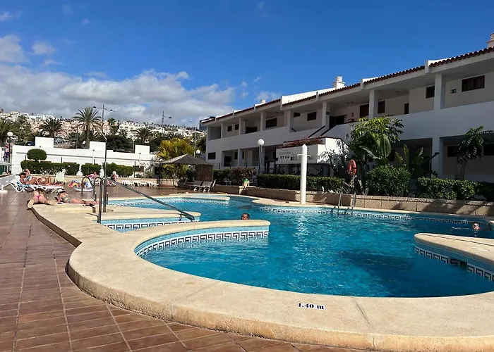 La Casita De La Piscina Apartment