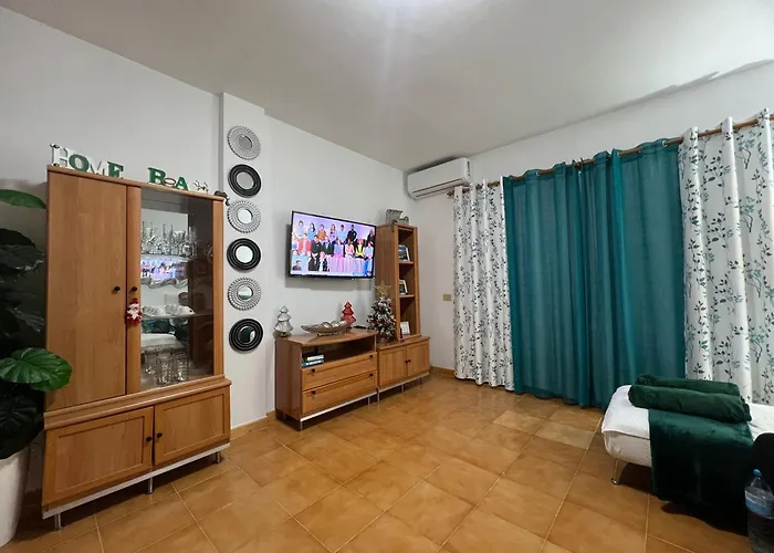 La Casita De La Piscina Apartment